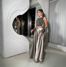 Load image into Gallery viewer, Smoke silver

