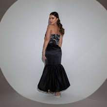 Load image into Gallery viewer, Diva
